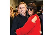 Raf Simons Populer di...
