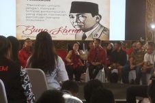 Ngobrol dengan Milenial,...