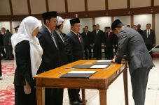 Anies Baswedan Lantik...