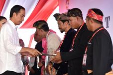 Program Bagi-Bagi Sertifikat...