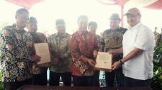 Mentan Kucurkan Bantuan...