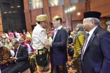 Di Akad Nikah Putranya,...