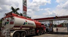 Aksi Demo Supir Truk...