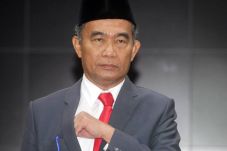 Cegah Jadi Pelaku Hoaks,...