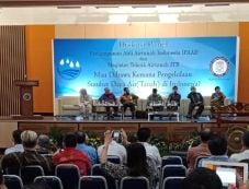 DPR Diminta Segera Rampungkan...