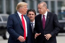 Trump Ancam Hancurkan...