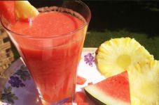 Jus Semangka dan Nanas...