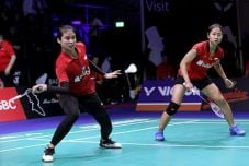 Ni Ketut/Rizki Singkirkan...