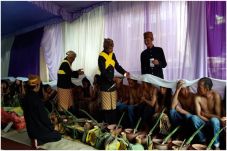Mengenal Entas-Entas,...