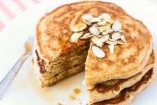 Pancake Almond Bisa...