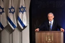 Netanyahu Minta Rumania...