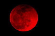 Super Blood Moon Akan...