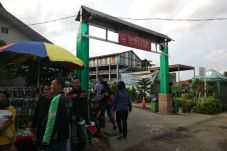 Shelter Ojek Online,...