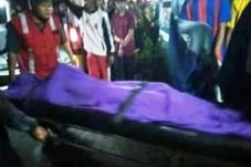 Dahului Rombongan Suporter...