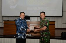 DPR Minta TNI Tidak...