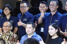 HT Dorong MNC Leasing...