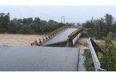 Jembatan Moncongloe...