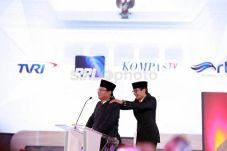 Ubah Strategi, Prabowo-Sandi...