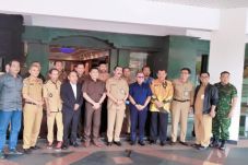 Bupati Pasangkayu Agus...