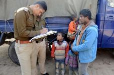 India Tahan 31 Muslim...