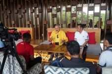 Empat Alasan Alex Noedin...