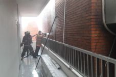 Kebakaran di Gedung...