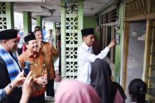 Jokowi Pastikan Sambungan...