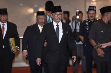 Mengenal Sultan Pahang,...
