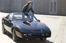 Kitt Mobil Canggih Bisa...