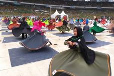 Dua Rekor Muri Tercipta...
