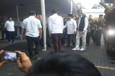 Sandiaga Pulang, Giliran...