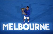 Juara Australia Terbuka...