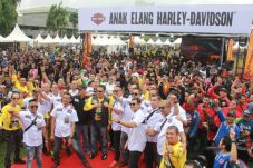 Puluhan Klub Motor Berkumpul...