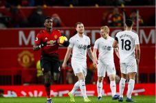 Manchester United Gagalkan...