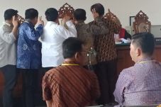 Petinggi Pengembang...