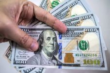 Dolar AS Turun Setelah...