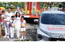 Keluarga Dwi Sasono...