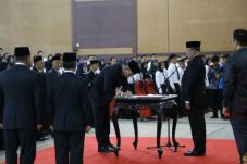Dodi Reza Resmikan 155...