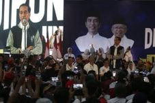 Jokowi Dapat Suntikan...
