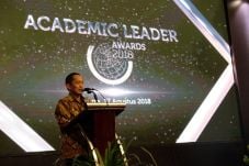 Dituntut Soal Prodi...