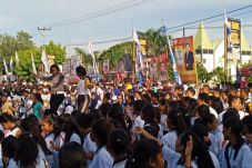Ribuan Pelajar dan Remaja...