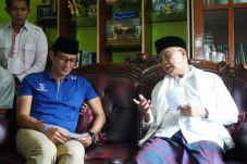 Silaturahmi, Sandi Mendapat...