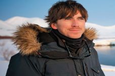 Simon Reeve dalam Hal...