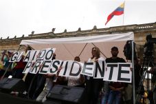 Prancis Turut Akui Guaido...