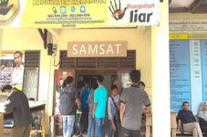 Aneh, Ada Uang Pendaftaran...