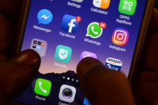 Instagram Mudahkan Pengelolaan...