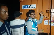 1.311.086 Kertas Surat...