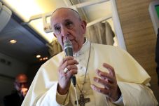 Jika Diminta, Paus Francis...