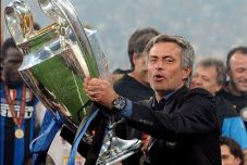 Hari Ini Jose Mourinho...