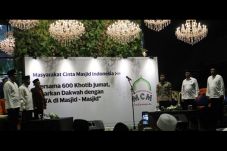 Di hadapan Ustaz dan...